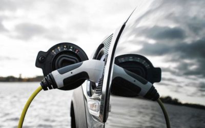 Rouler à l'électrique coûtera moins cher que rouler à l'essence ou au diesel dès 2025