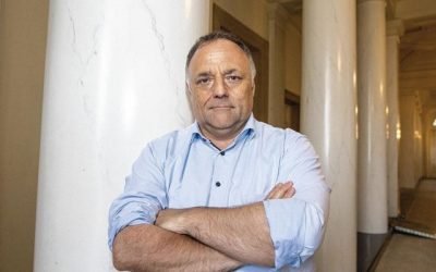 2.000 panneaux pour afficher la “vérité”