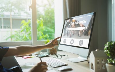 Pour trouver un emploi, mieux vaut compter sur ses connaissances personnelles