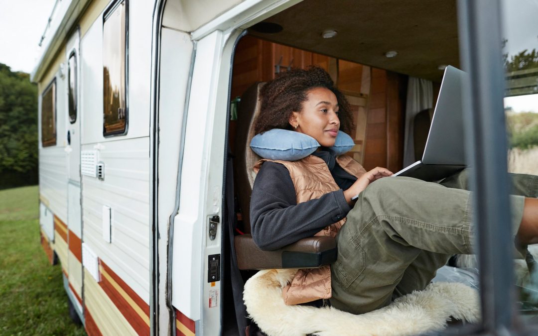 Les pièges à éviter pour télétravailler depuis sa résidence secondaire