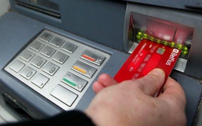 Test Achats veut qu'on s'assure que l'accès au cash reste aisé