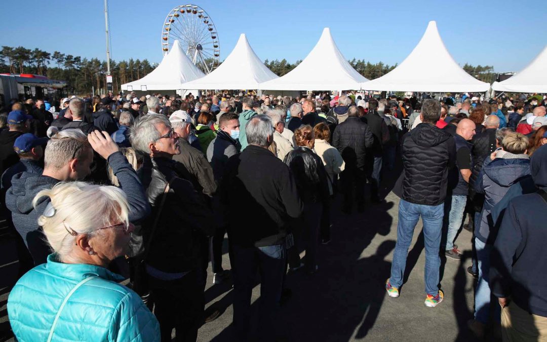Tesla célèbre sa première usine européenne, malgré les polémiques