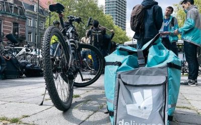Les coursiers Deliveroo ne sont pas des salariés, selon le tribunal du travail
