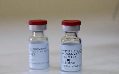 Johnson & Johnson s'attend à vendre pour au moins 3 milliards de dollars de vaccins anti-Covid en 2022