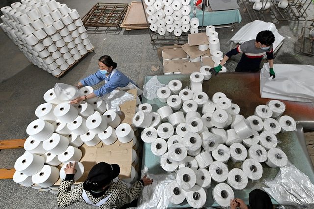 75 tonnes de biens, suspectés d'avoir été produits dans des camps de travail forcé pour Ouïghours, importées à Liège