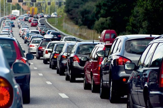 Les ventes de voitures hybrides ont égalé celles roulant au diesel en Europe en 2021