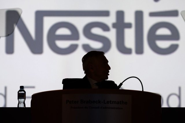 Nestlé assure ne pas faire de profits en Russie après les critiques de Zelensky