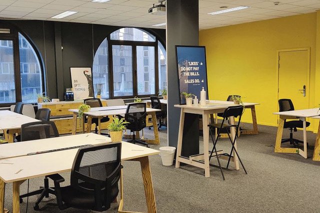 Xwork, le Booking.com du lieu de travail